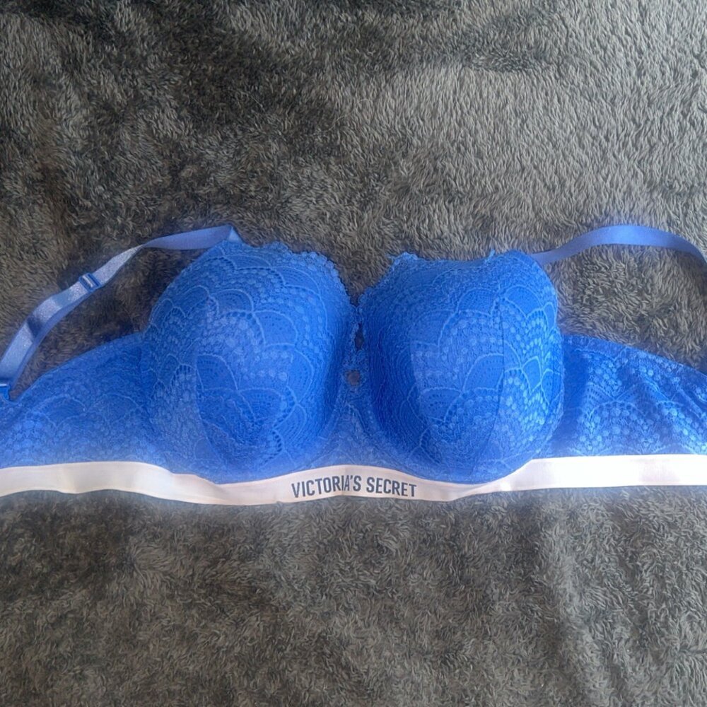 Victoria Secret Lined Demi Bra 38DDD